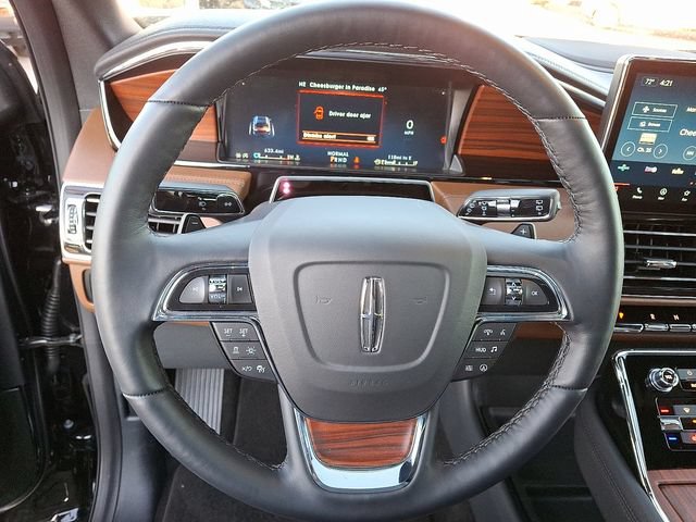 New 2024 Lincoln Navigator L Reserve AWD/4WD image 9