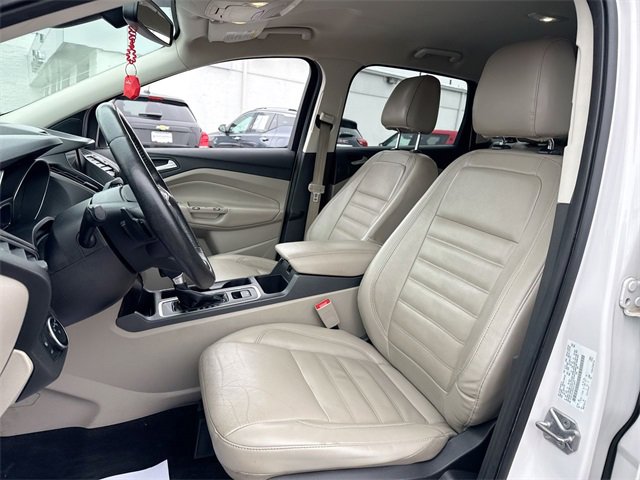 Used 2017 Ford Escape Titanium image 11