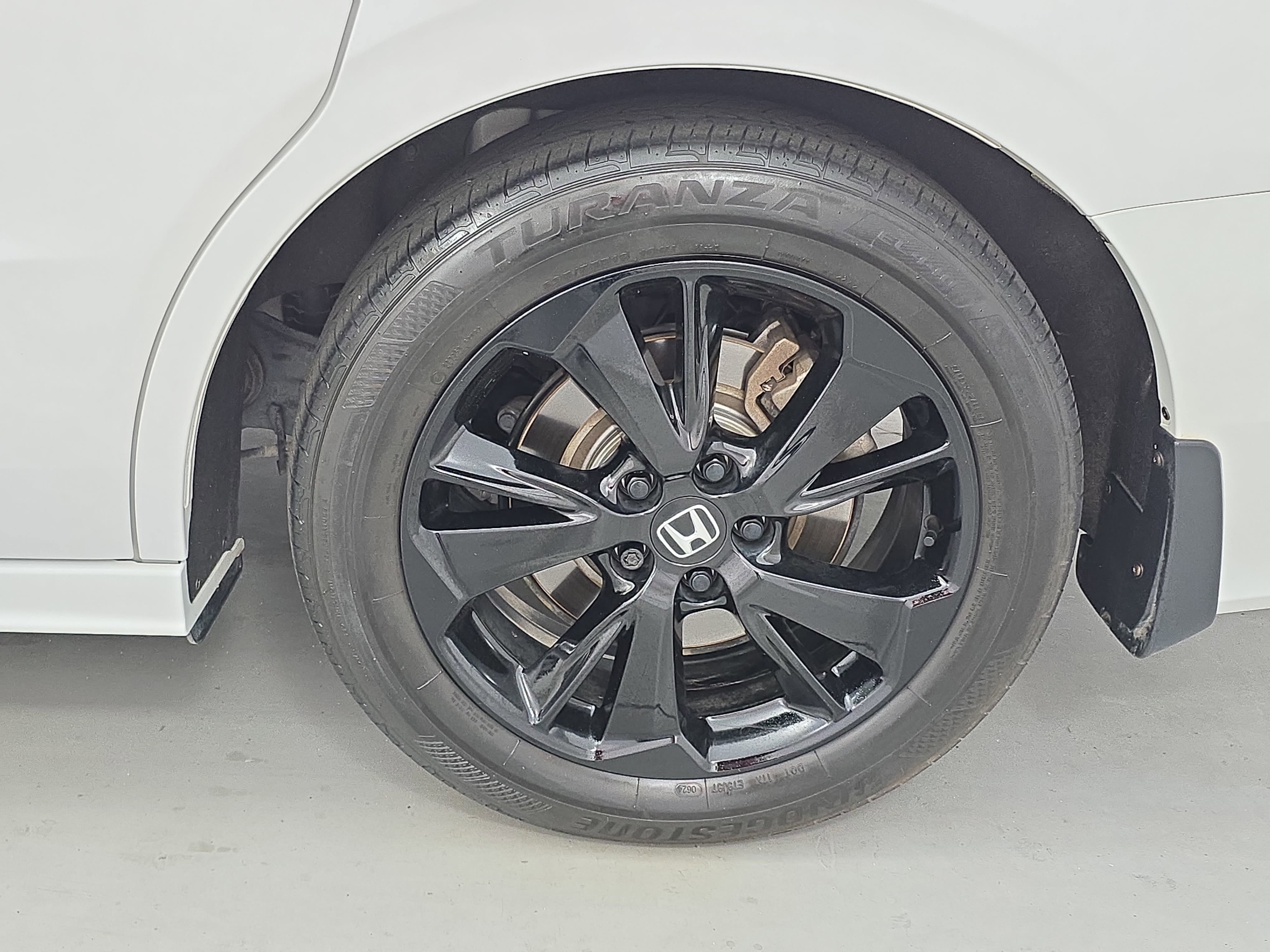 Certified 2024 Honda Odyssey Sport image 35