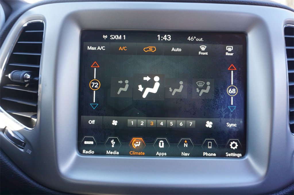 Used 2019 Jeep Compass Latitude w/ Popular Equipment Group image 11