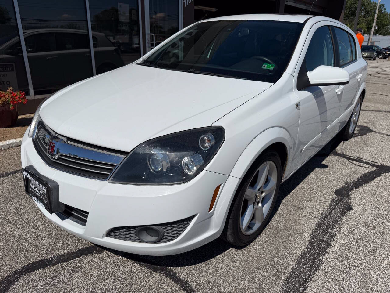Used 2008 Saturn Astra XR w/ Premium Trim Package FWD image 1