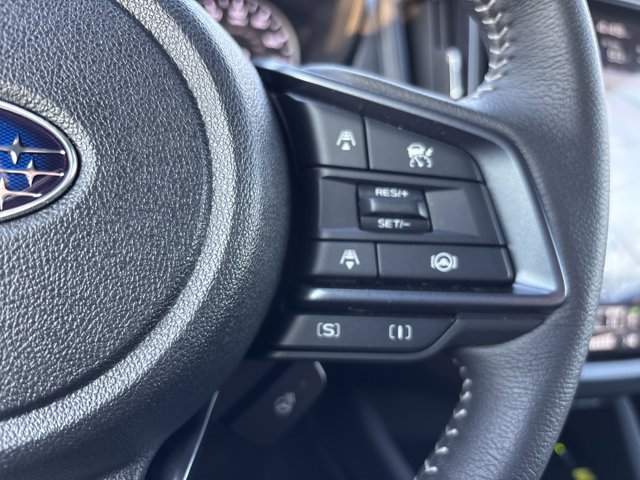 Used 2025 Subaru Forester Limited image 32