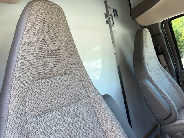 New 2026 Chevrolet Express 3500 w/ Power Convenience Package RWD image 27