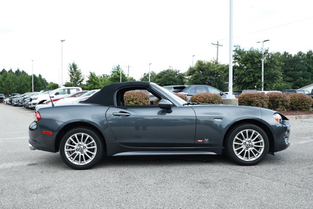 Used 2017 FIAT 124 Spider Classica RWD image 12