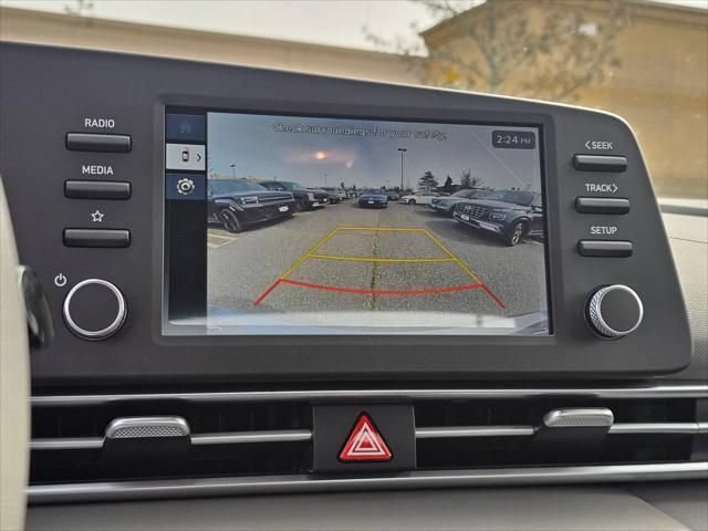 New 2026 Hyundai Elantra SE FWD image 21
