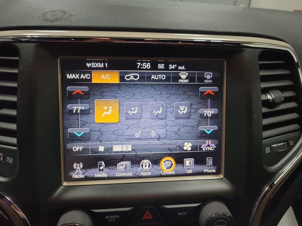 Used 2016 Jeep Grand Cherokee Laredo 75th Anniversary image 48