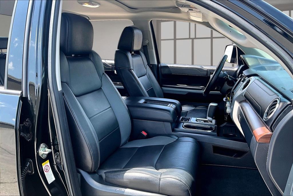 Used 2018 Toyota Tundra Limited w/ Limited Premium Package AWD/4WD image 28