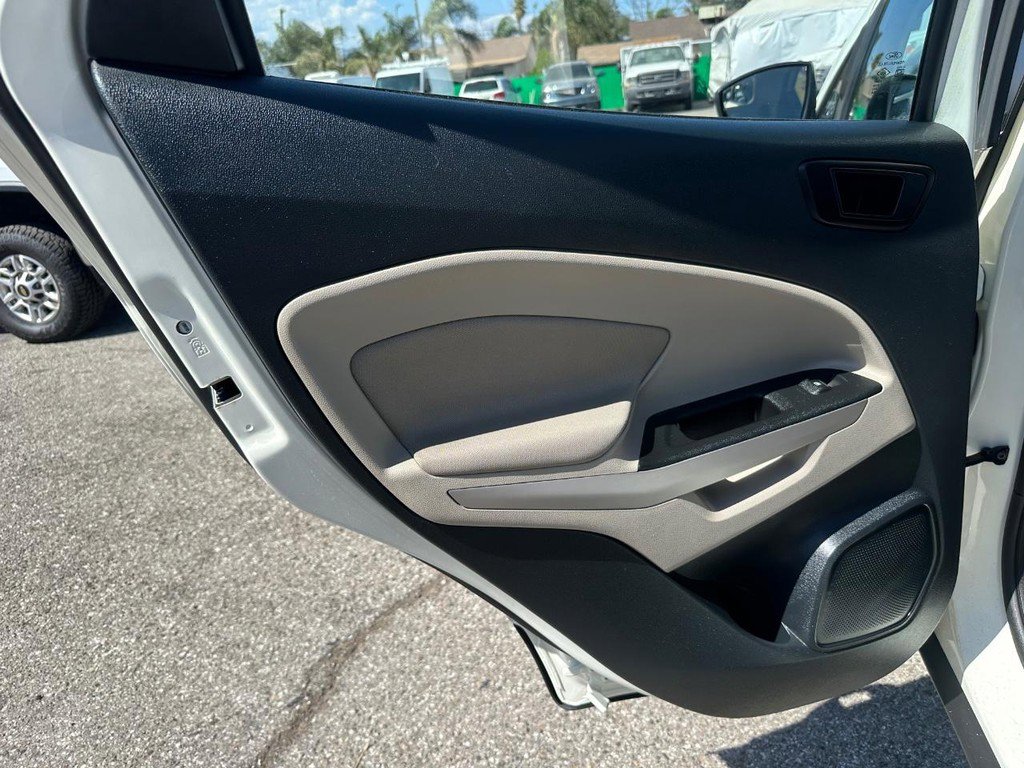 Used 2022 Ford EcoSport S AWD/4WD image 29