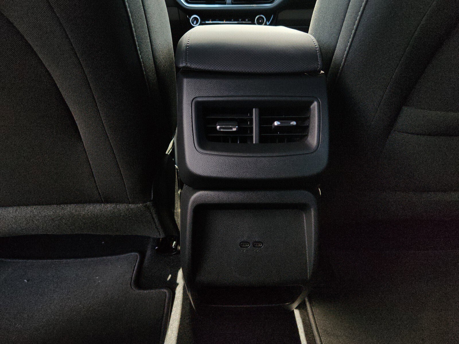 New 2026 Chevrolet Equinox EV LT w/ Comfort Package AWD/4WD image 11