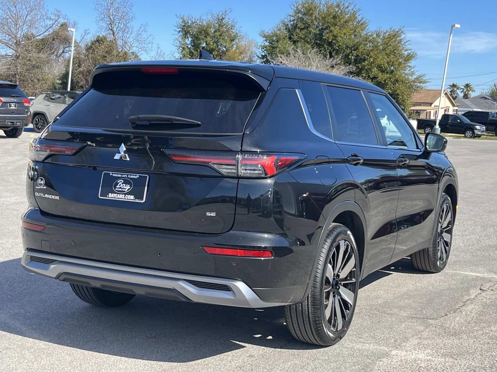 New 2026 Mitsubishi Outlander SE image 5