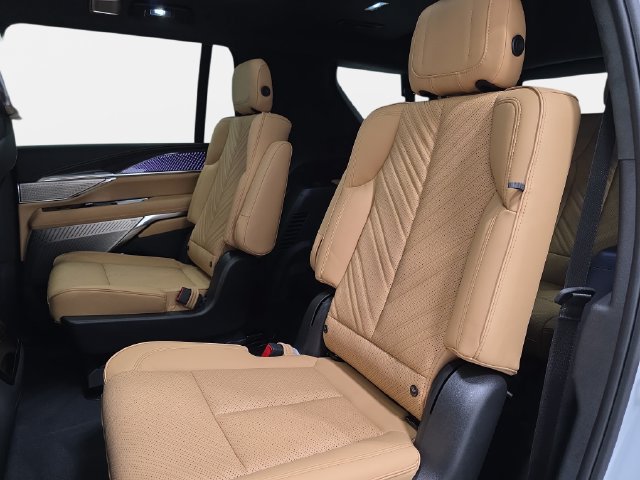 New 2026 Cadillac Escalade IQL Sport 2 w/ LPO, Floor Liner Package AWD/4WD image 11