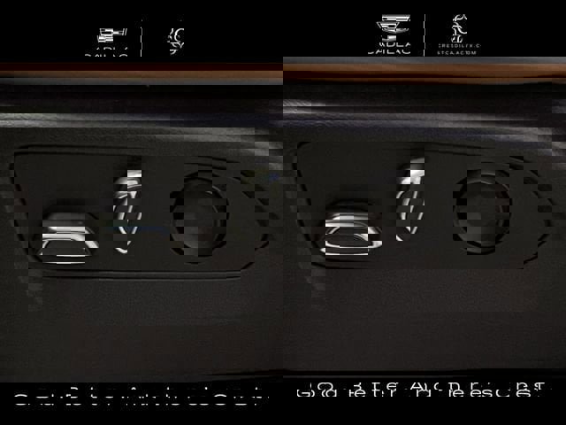 Used 2023 Cadillac Escalade Premium Luxury image 25