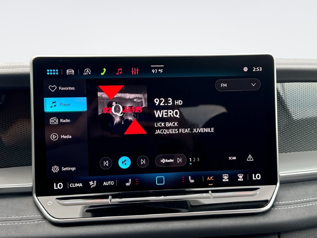 New 2026 Volkswagen Tiguan SE FWD image 12