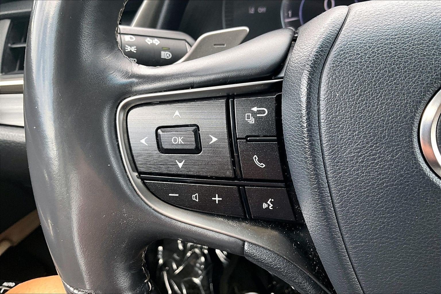 Used 2021 Lexus ES 350 w/ Premium Package FWD image 16