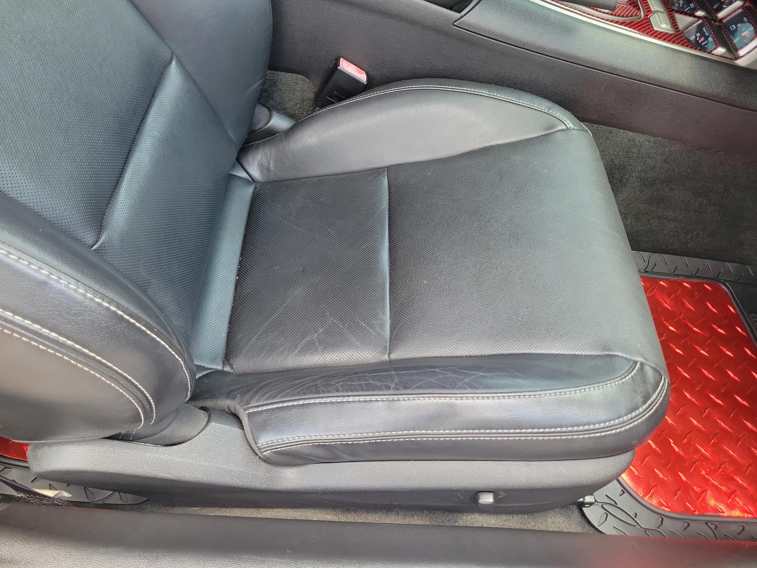 Used 2011 Chevrolet Camaro SS w/ RS Package RWD image 12