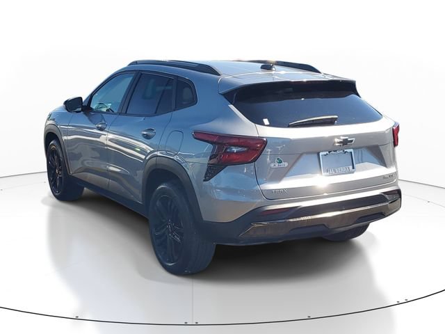 Certified 2025 Chevrolet Trax ACTIV w/ Driver Confidence Package FWD image 3
