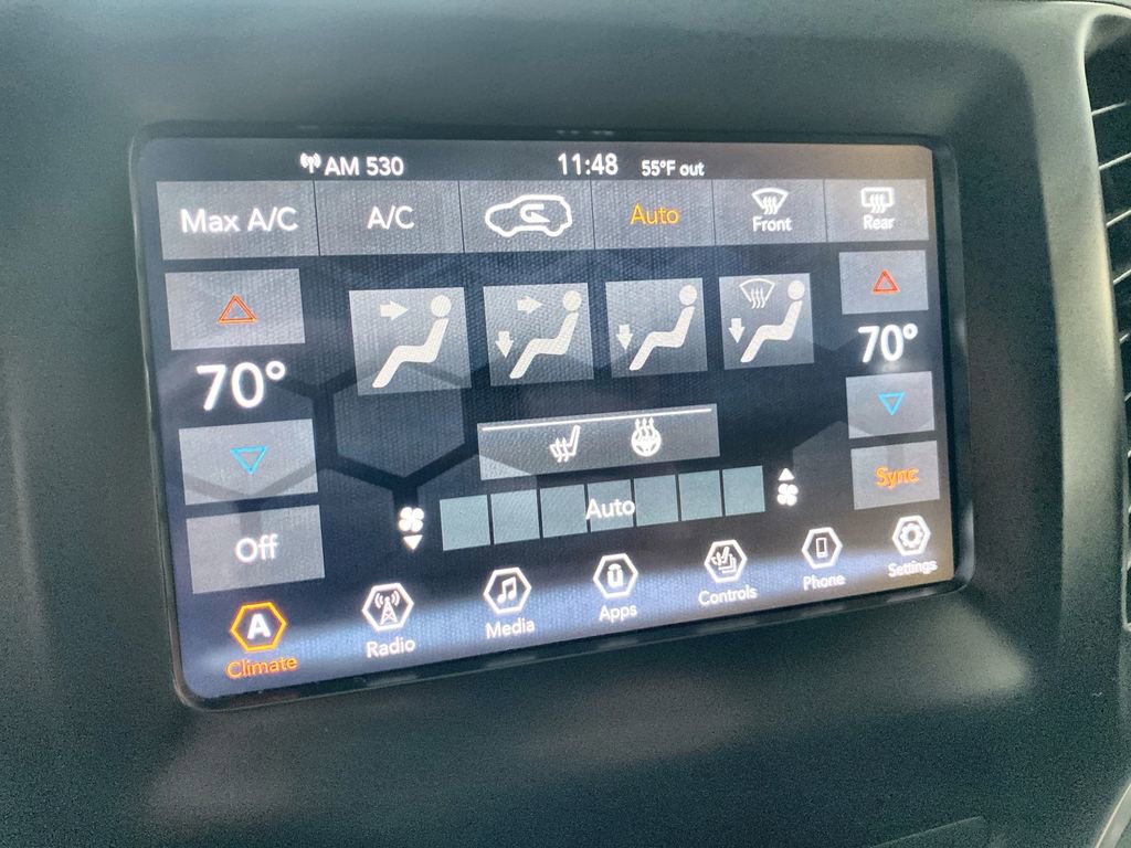 Used 2019 Jeep Cherokee Latitude Plus AWD/4WD image 21
