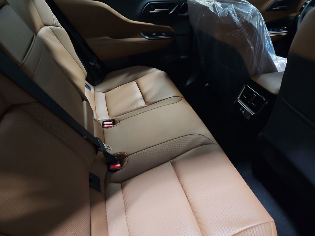 New 2025 Toyota Crown Signia image 26