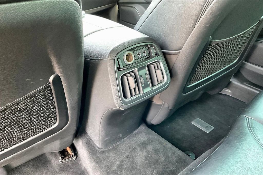 Used 2022 Maserati Levante GT image 10