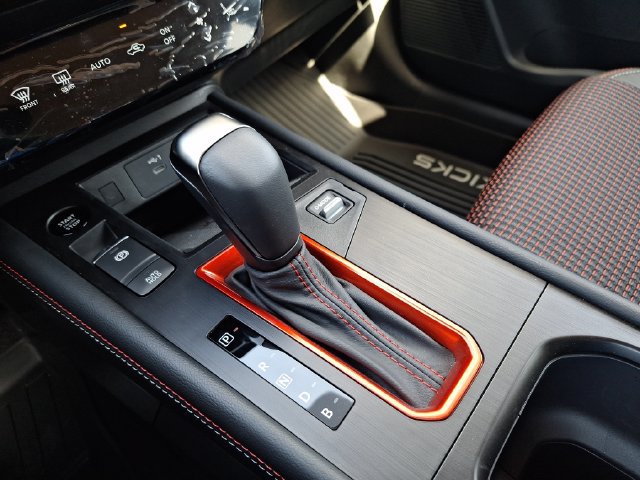 New 2026 Nissan Kicks SR w/ Cold Weather Package FWD image 23