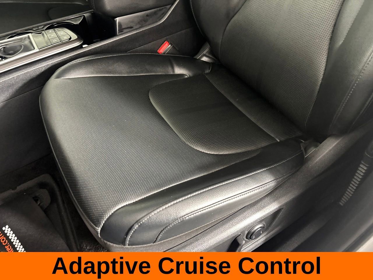 Used 2026 Kia Sportage EX w/ EX Panorama Roof Package FWD image 13