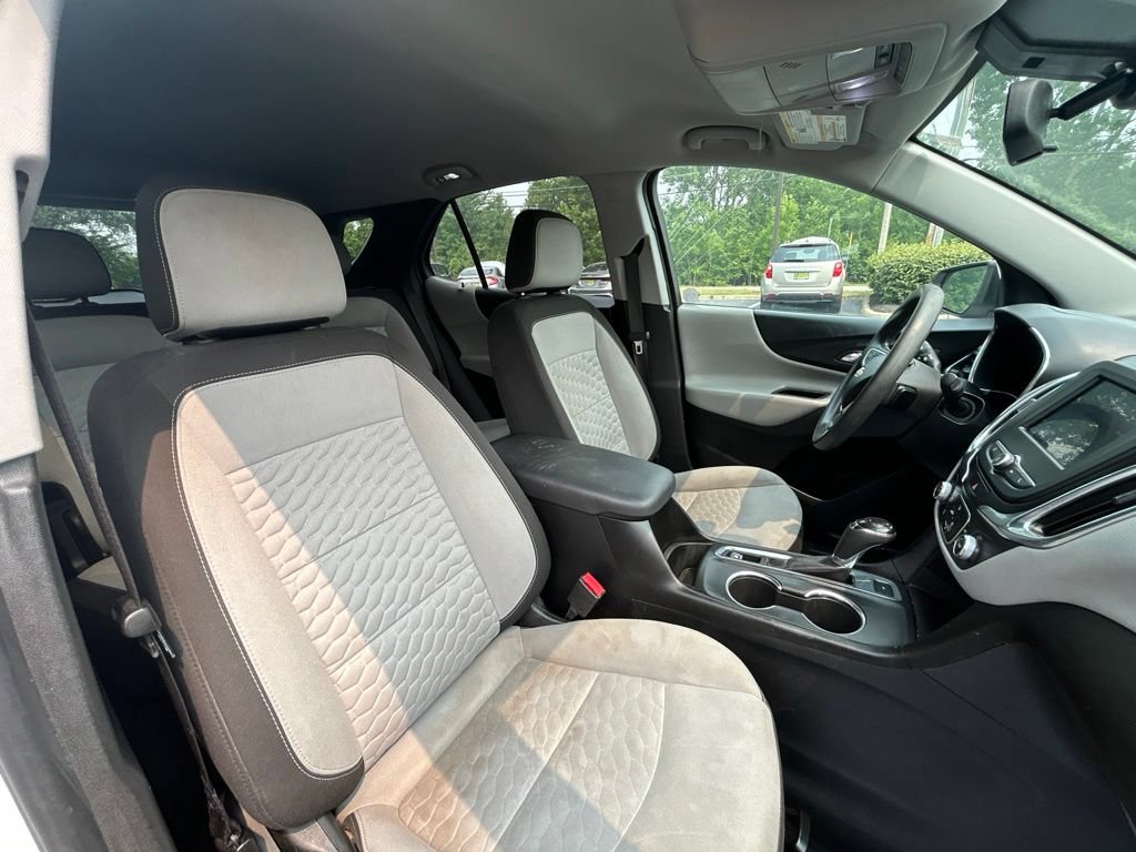 Used 2020 Chevrolet Equinox LT AWD/4WD image 36
