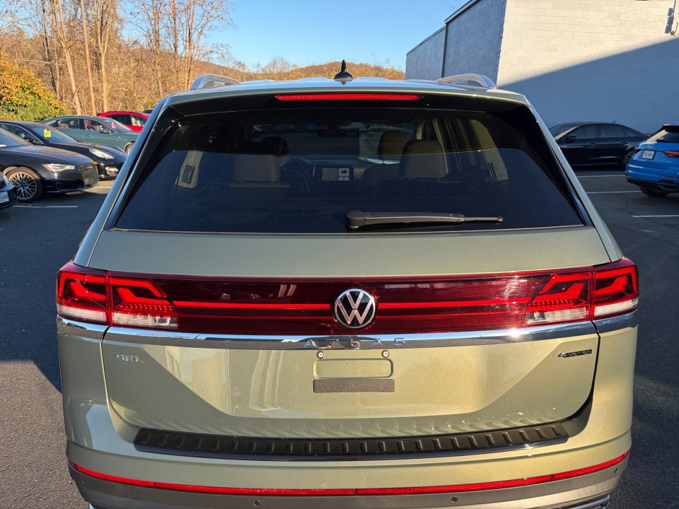 New 2026 Volkswagen Atlas SEL image 14