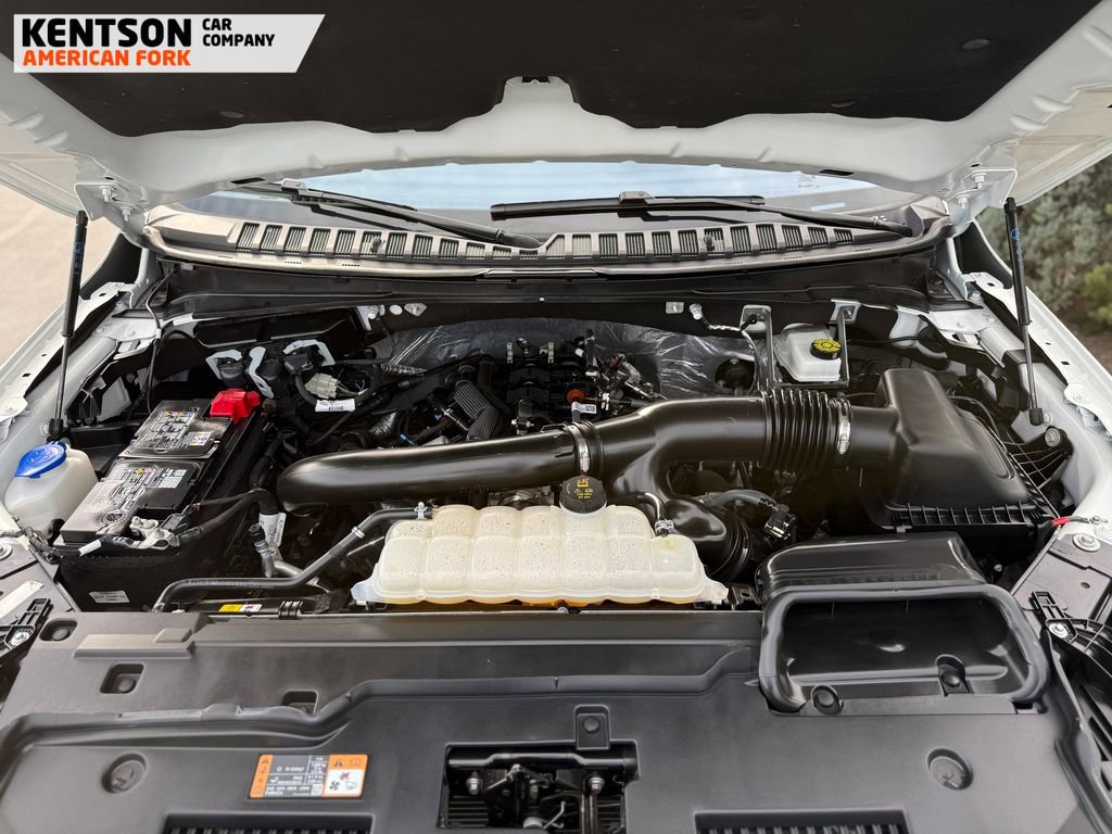 Used 2025 Lincoln Navigator Reserve image 16