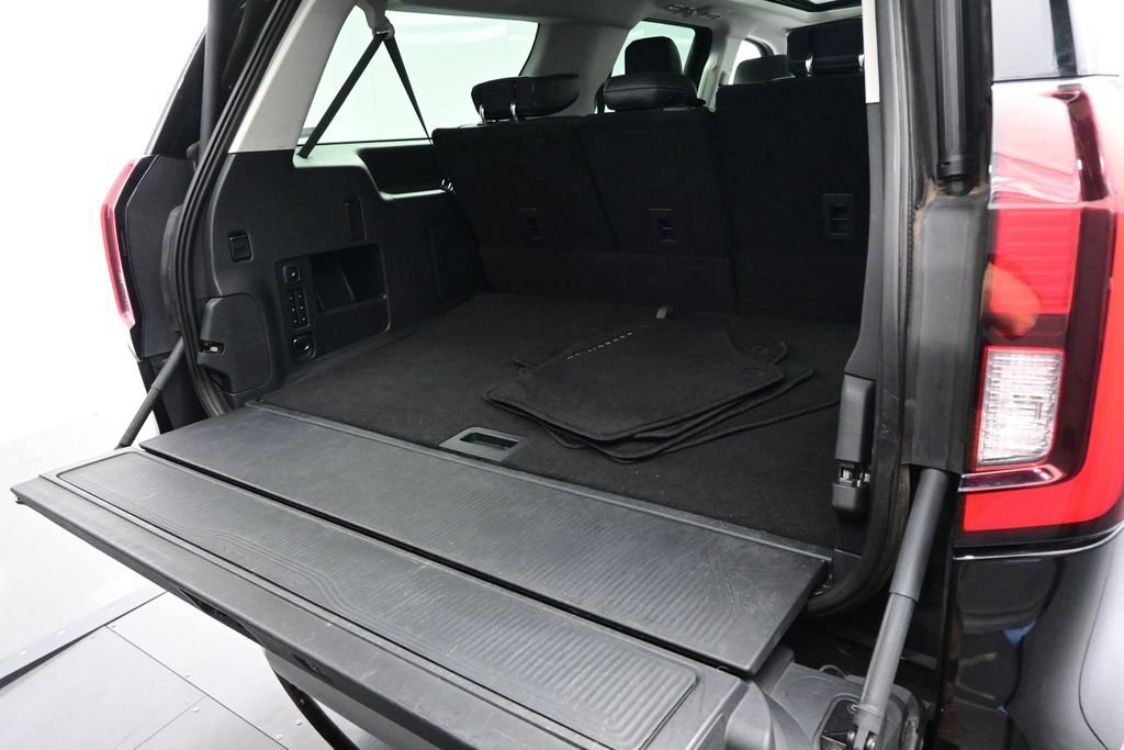 Used 2025 Ford Expedition Max Platinum AWD/4WD image 36