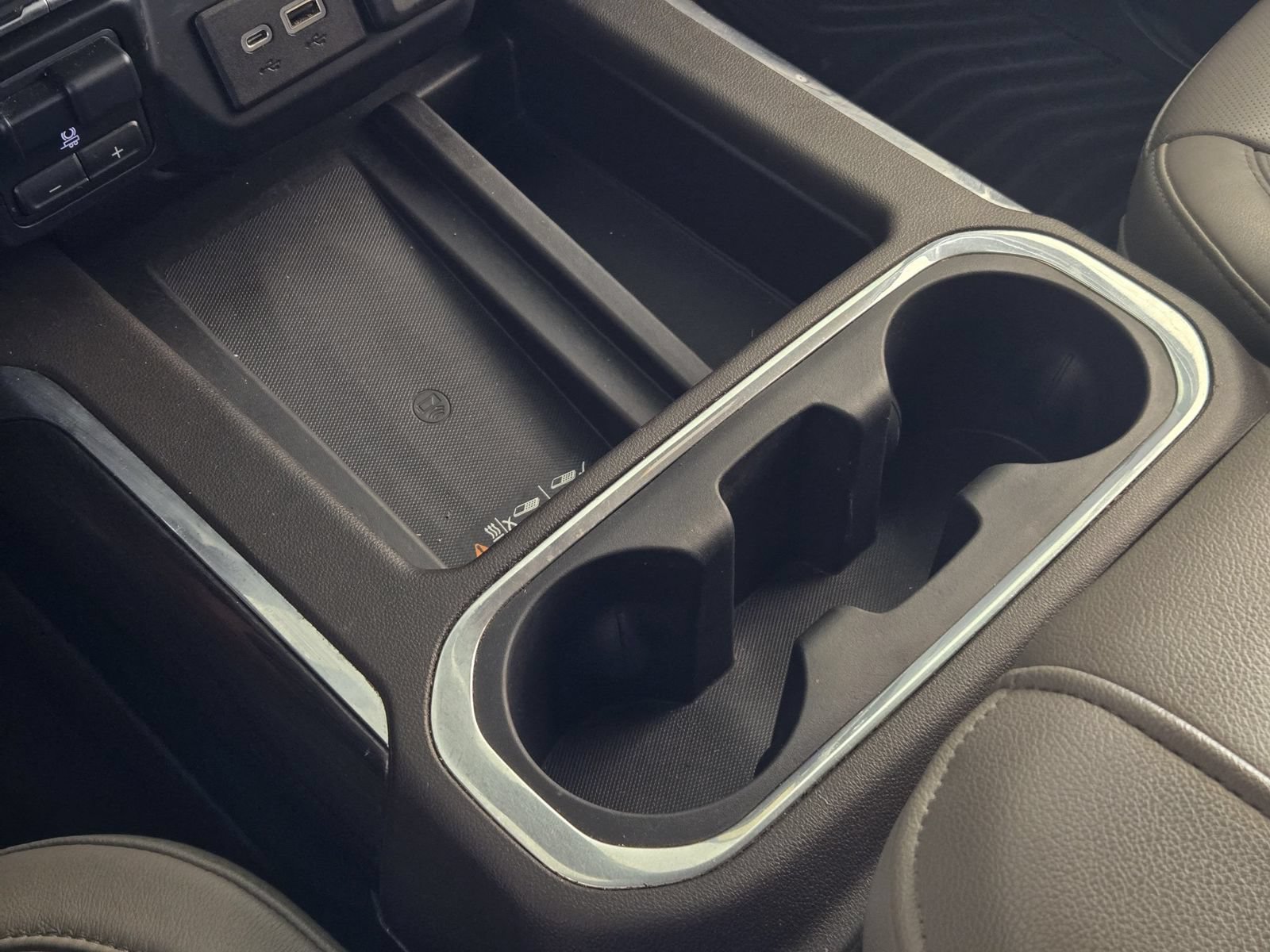 Used 2019 Chevrolet Silverado 1500 LTZ AWD/4WD image 18