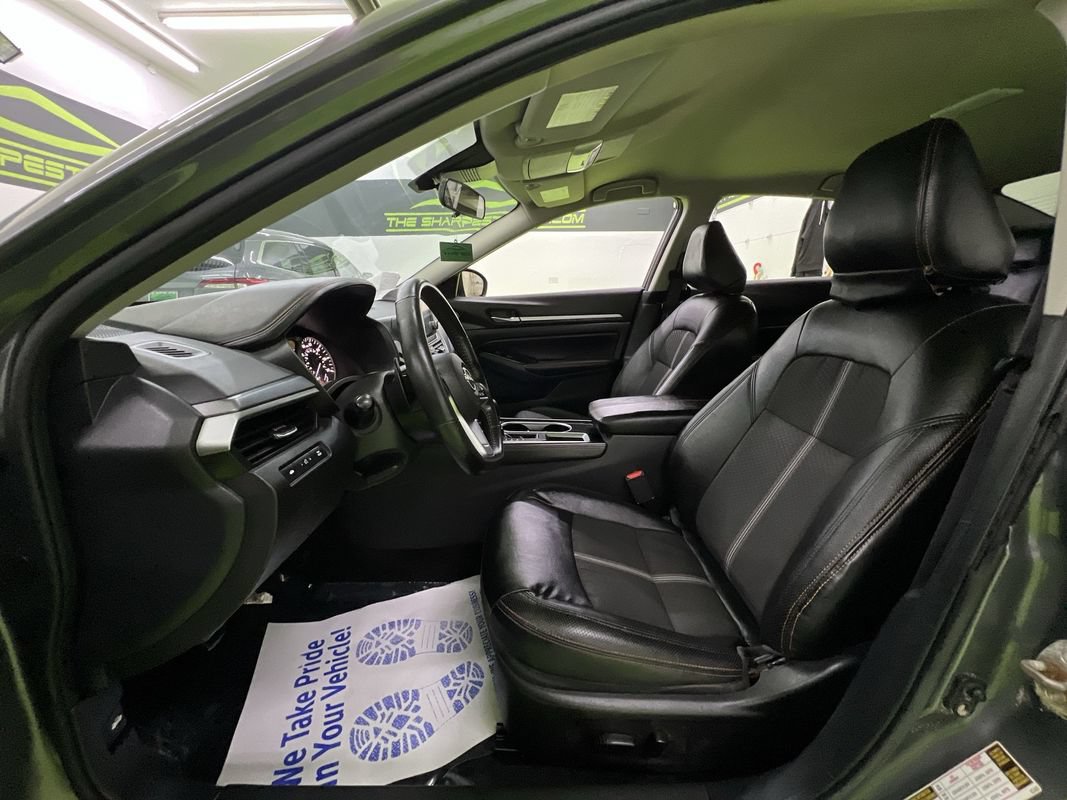 Used 2024 Nissan Altima 2.5 SR FWD image 17