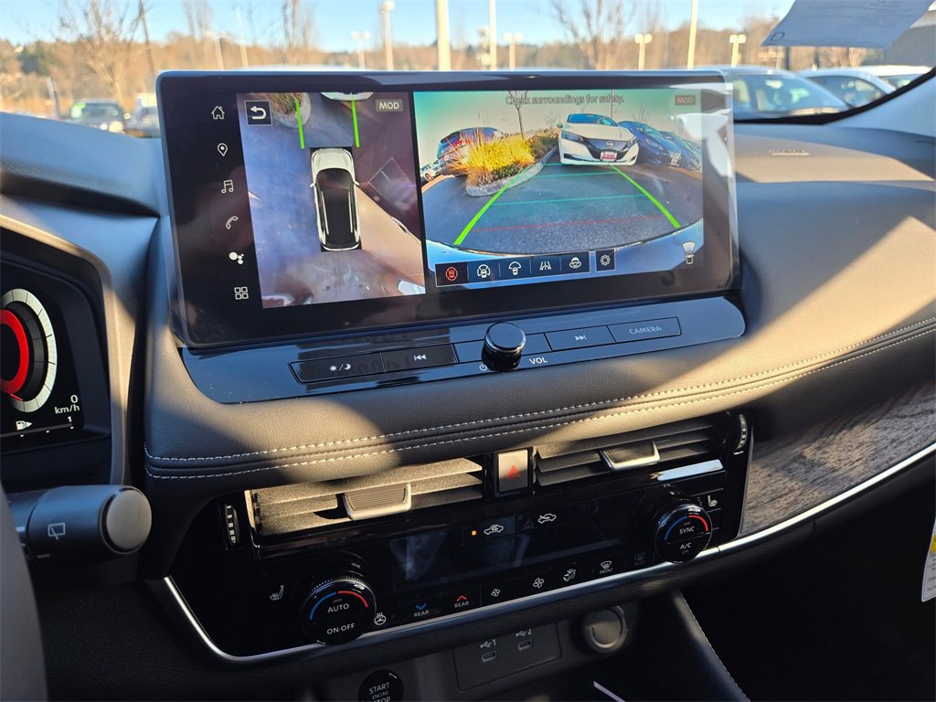 New 2025 Nissan Rogue Platinum w/ Platinum Premium Package image 10