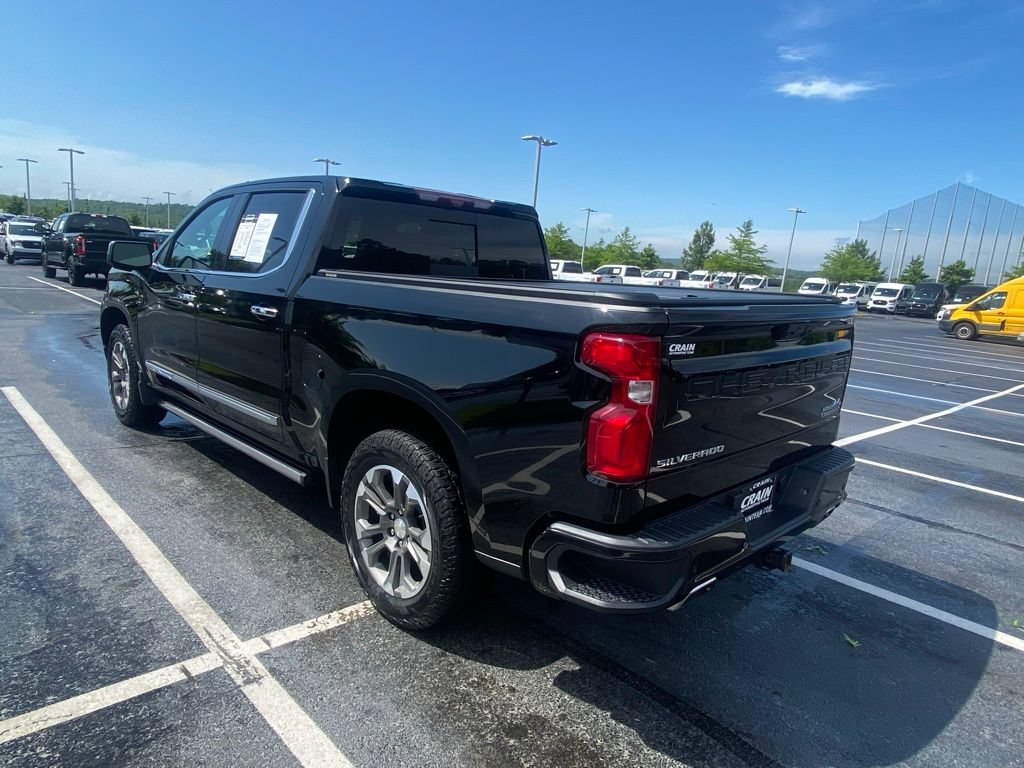Used 2023 Chevrolet Silverado 1500 High Country AWD/4WD image 5