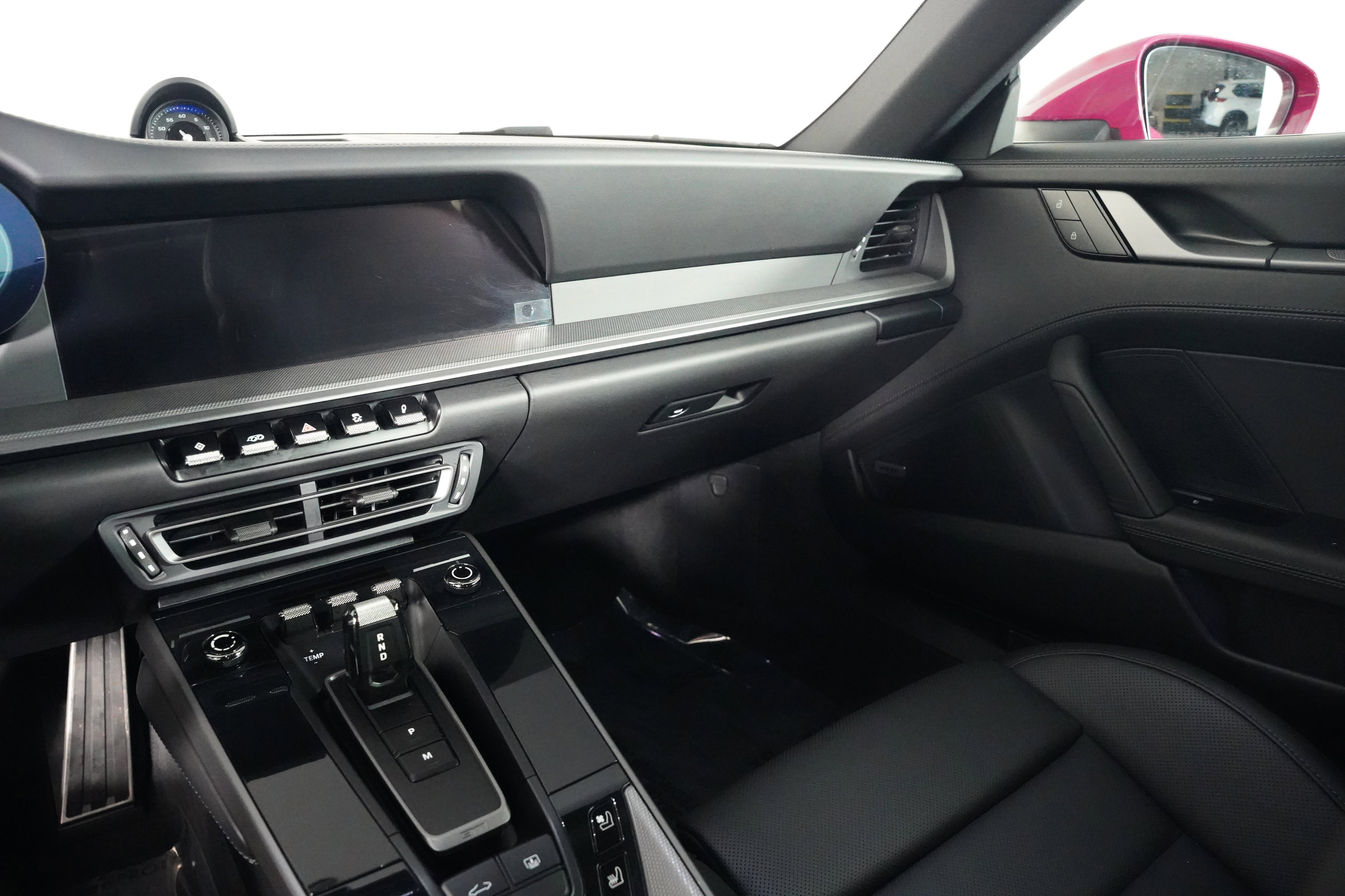 Used 2024 Porsche 911 Carrera S w/ Sport Package image 33