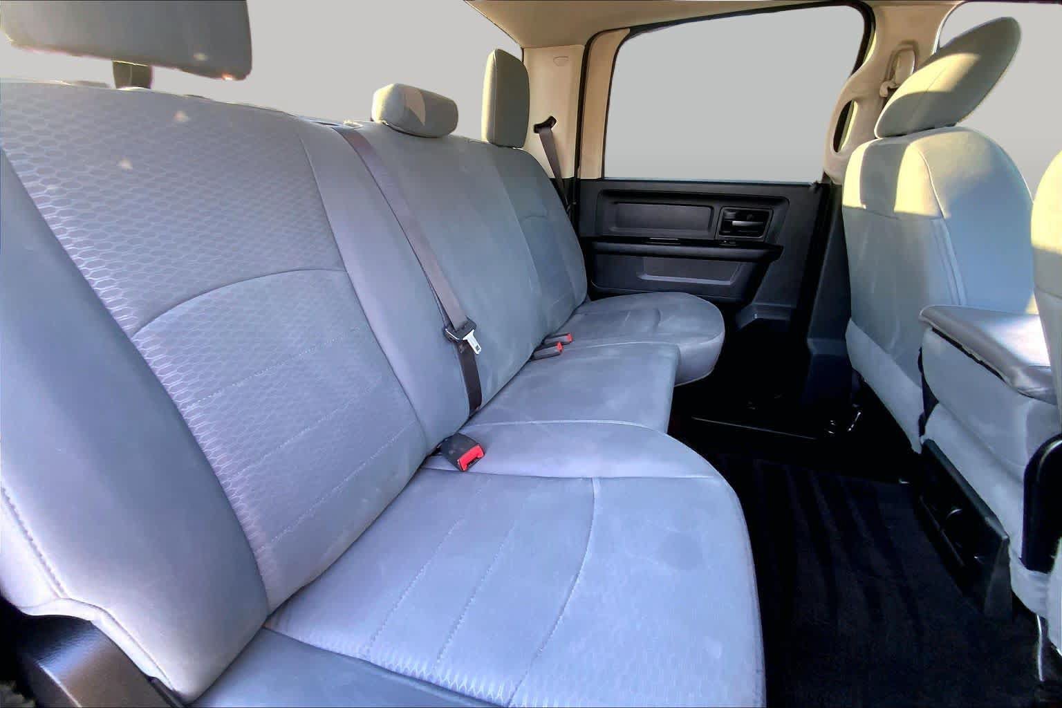 Used 2017 RAM 2500 Tradesman w/ Chrome Appearance Group AWD/4WD image 21