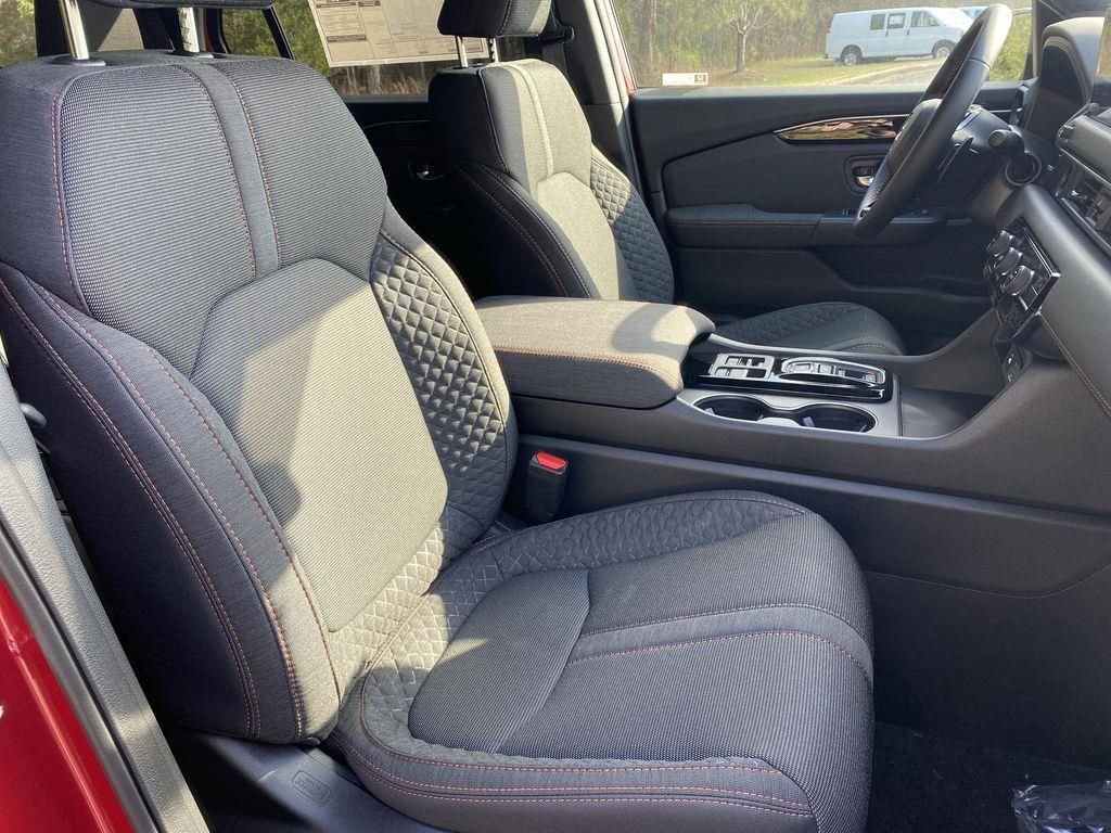 New 2026 Honda Pilot Sport image 21