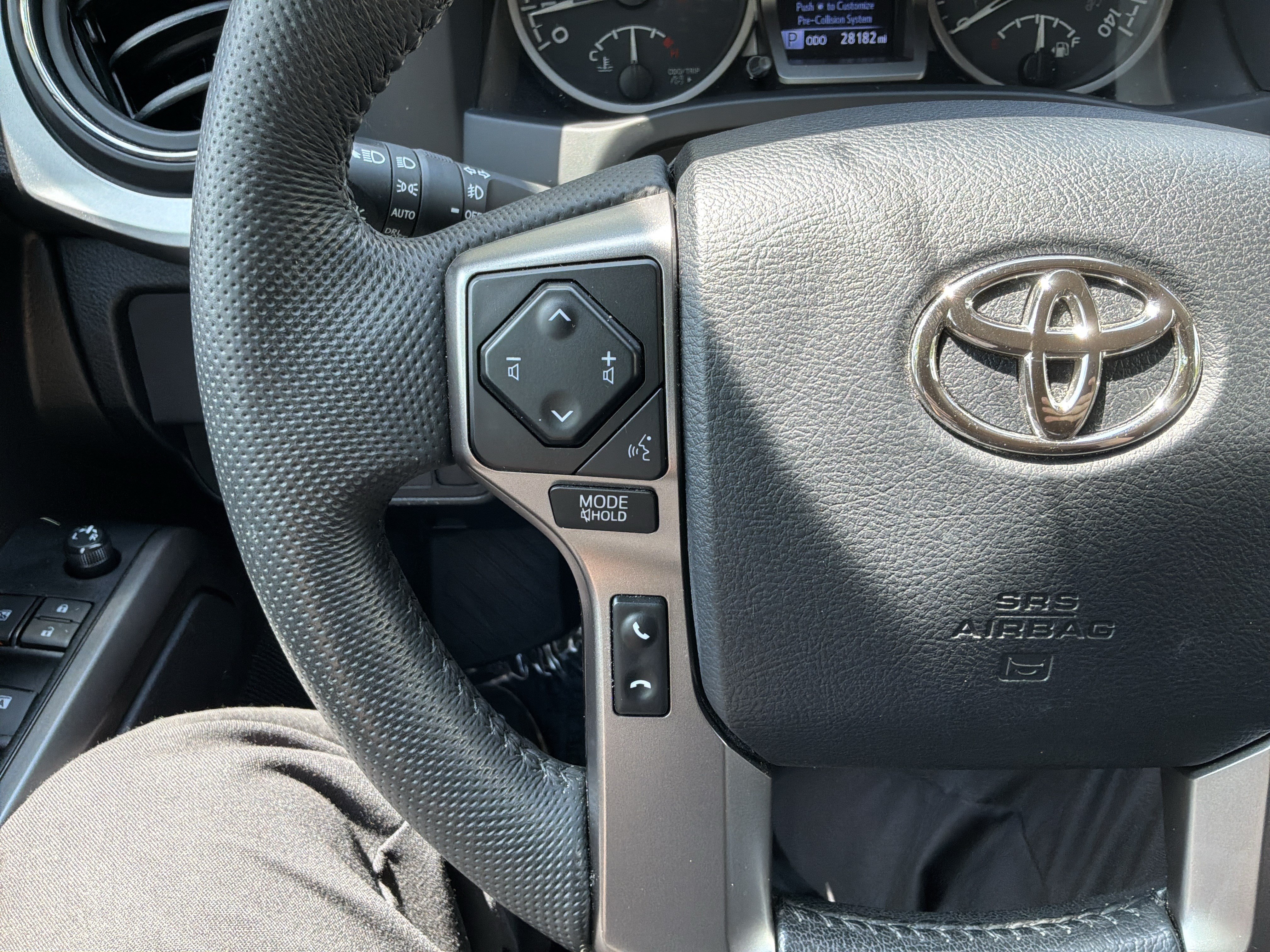 Used 2023 Toyota Tacoma SR5 RWD image 19