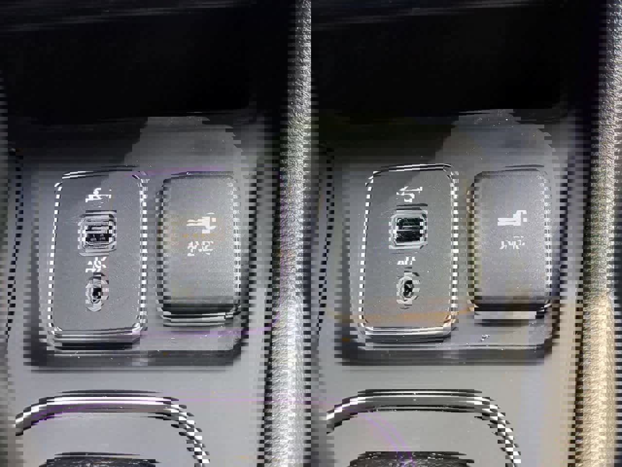 Used 2020 Jeep Cherokee Latitude image 31