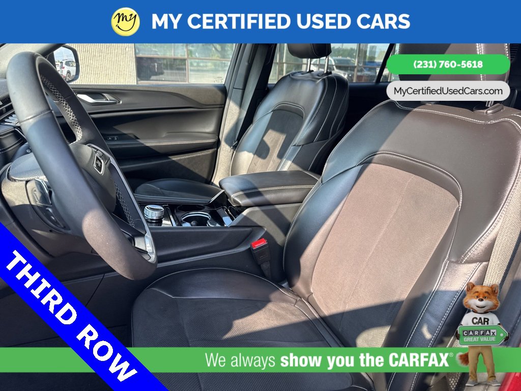Used 2023 Jeep Grand Cherokee L Laredo image 9
