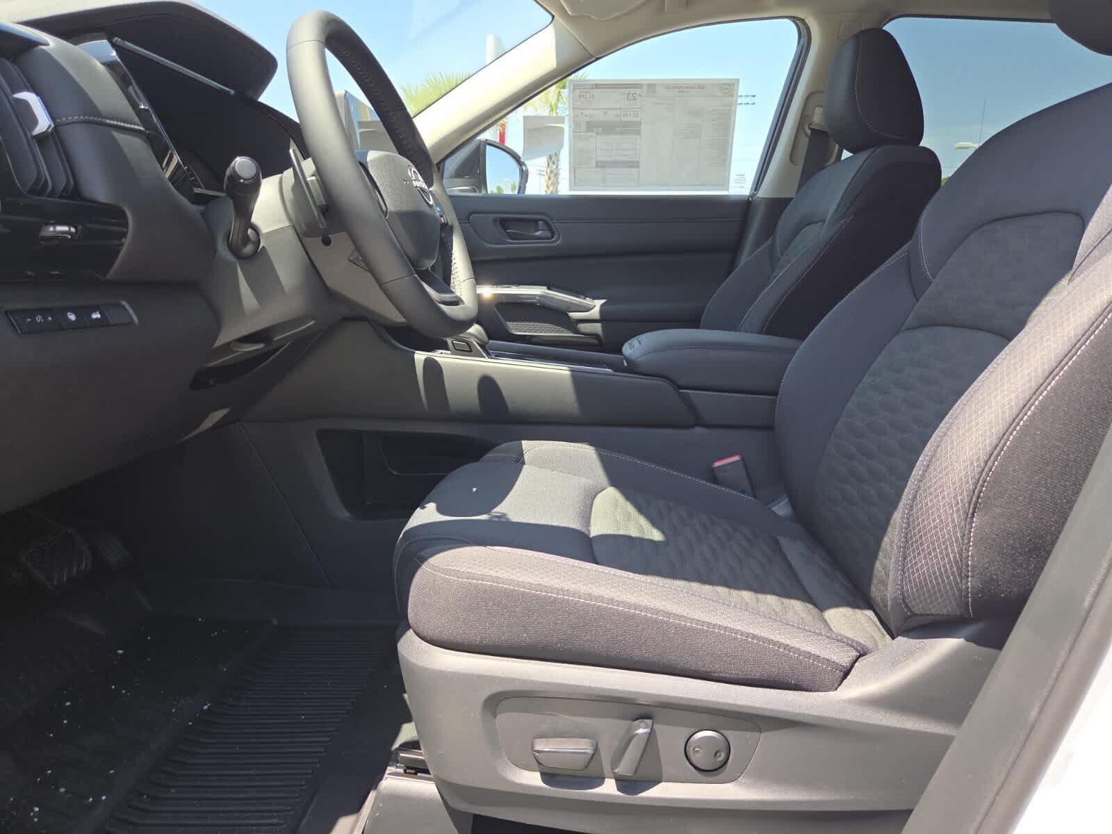 New 2026 Nissan Pathfinder SV FWD image 4