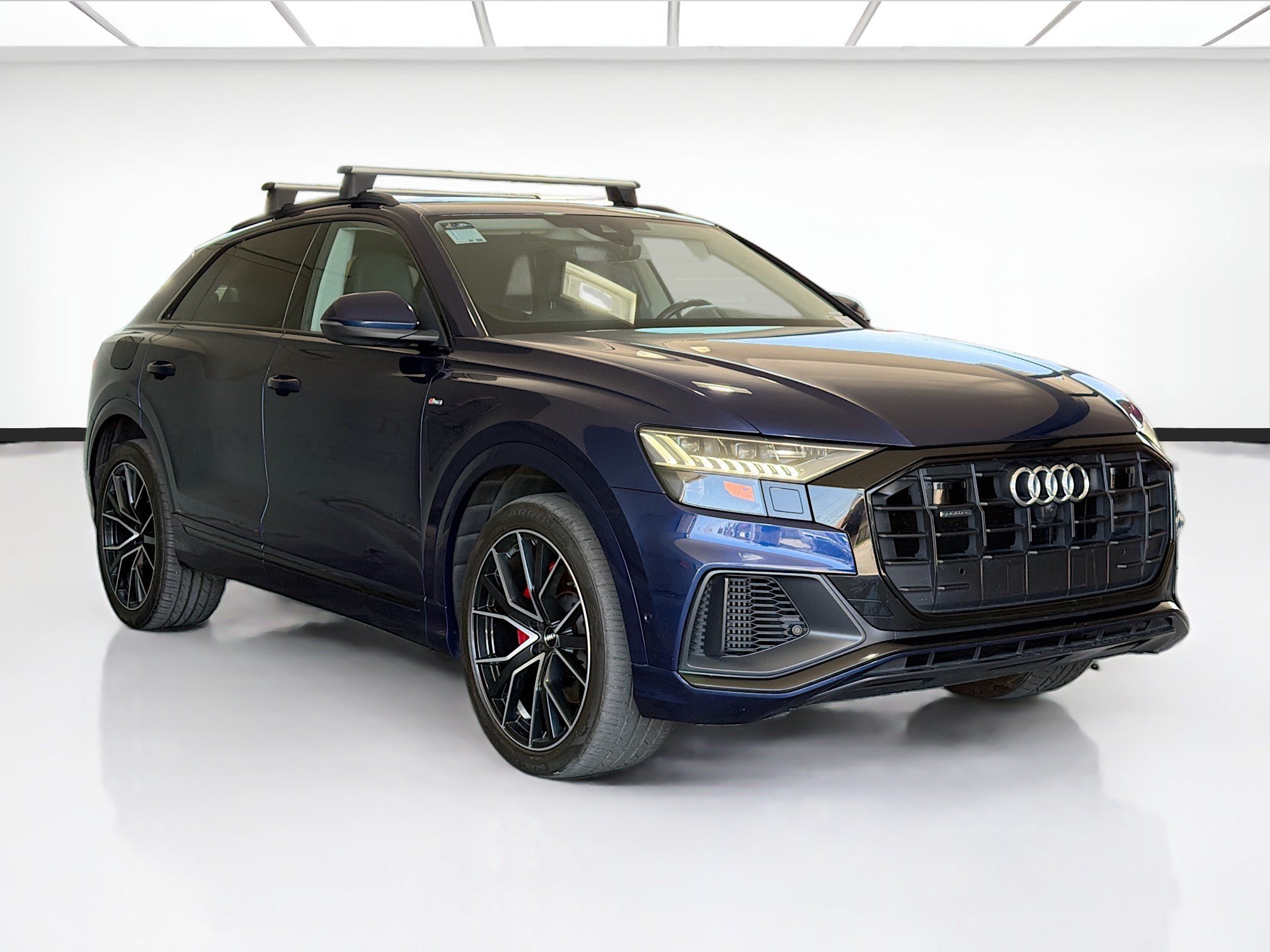 Used 2020 Audi Q8 Prestige w/ Prestige Package AWD/4WD image 3