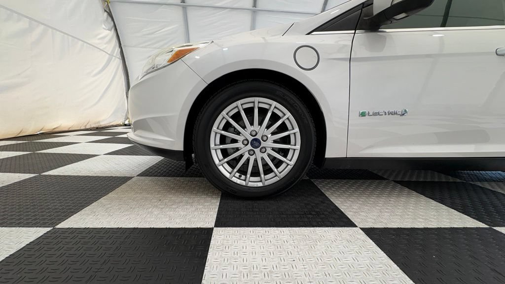 Used 2014 Ford Focus Electric Hatchback FWD image 10