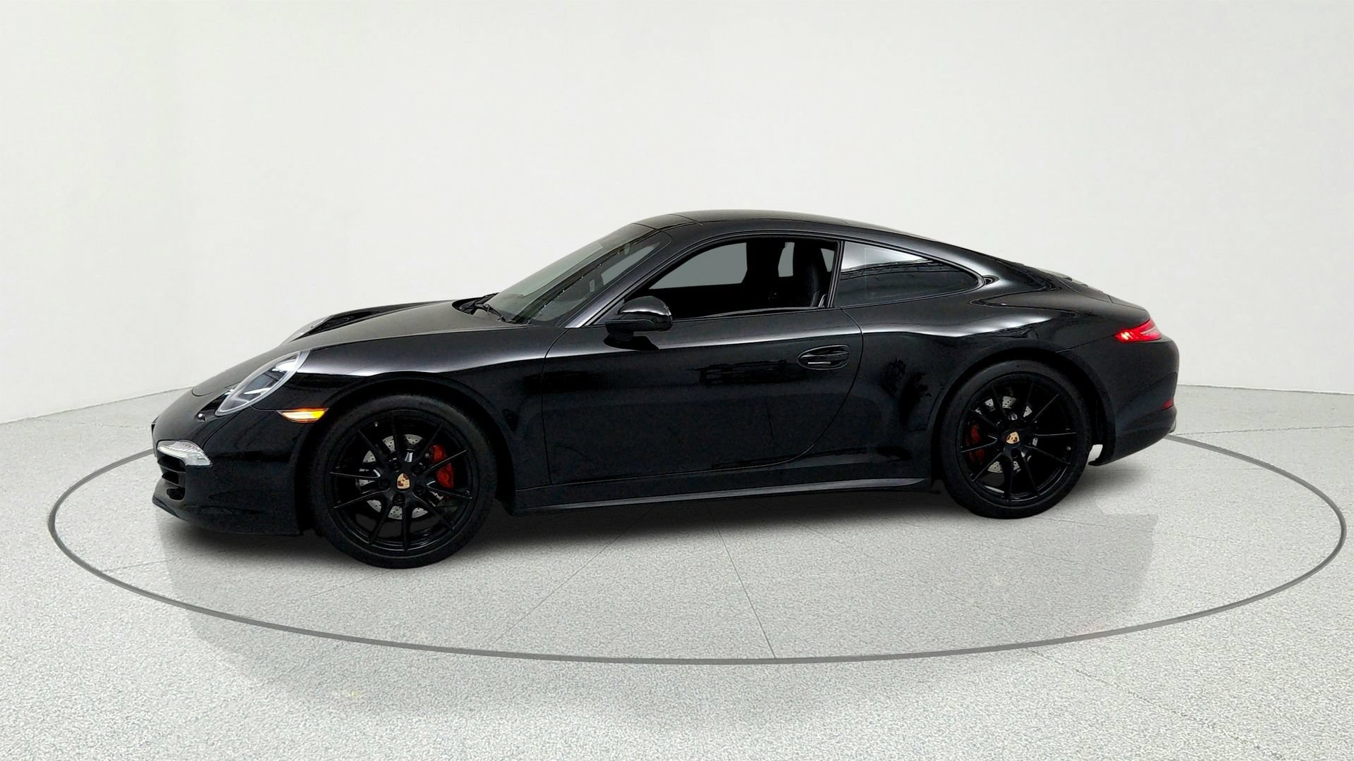 Used 2014 Porsche 911 Carrera RWD image 2