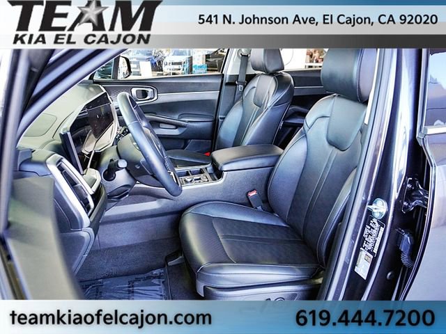 Certified 2025 Kia Sorento S w/ Panoramic Sunroof Package image 15