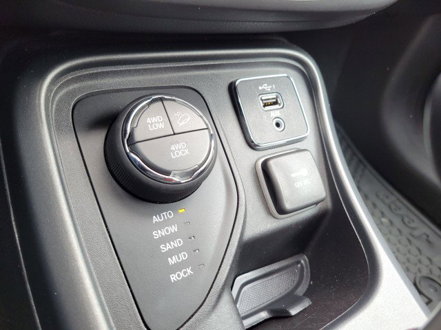 Used 2019 Jeep Compass Trailhawk image 33