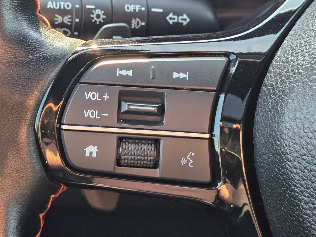 Certified 2025 Honda Pilot TrailSport image 34