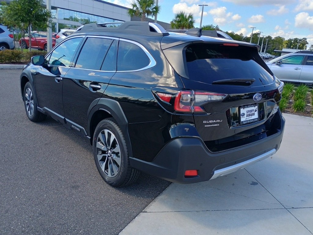 New 2025 Subaru Outback Touring XT image 4