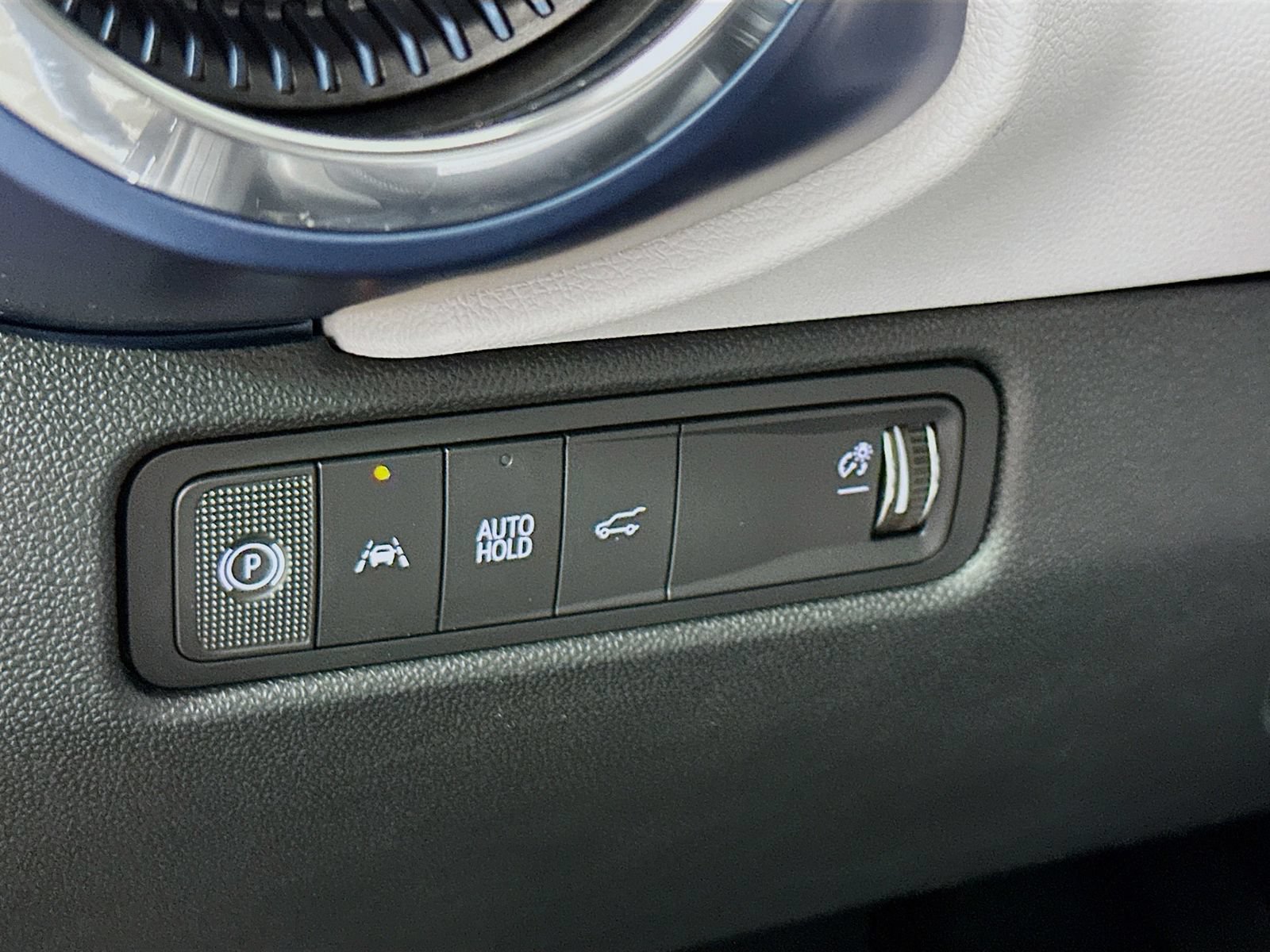 New 2026 Chevrolet Equinox EV LT AWD/4WD image 11