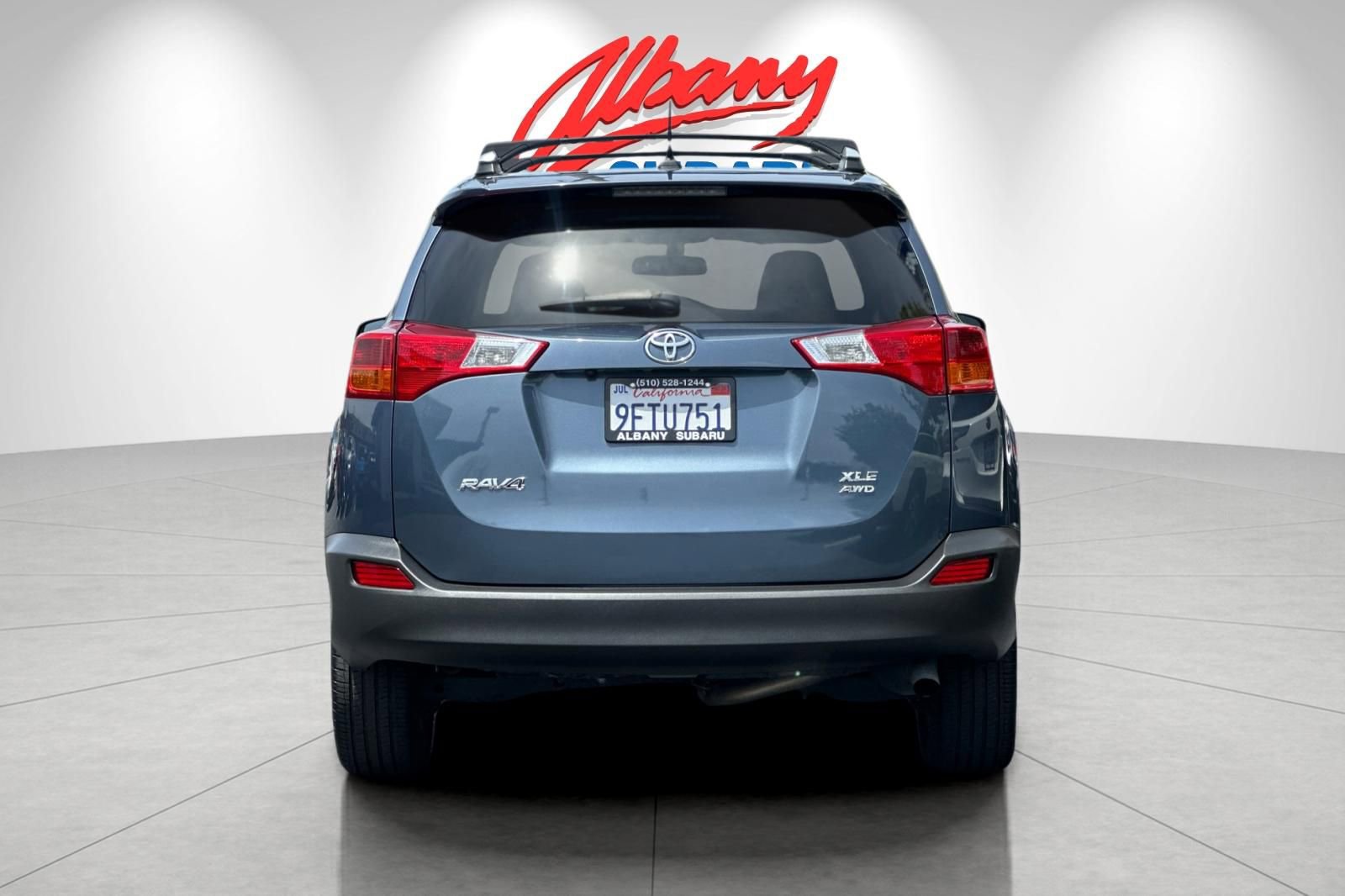 Used 2014 Toyota RAV4 XLE AWD/4WD image 5