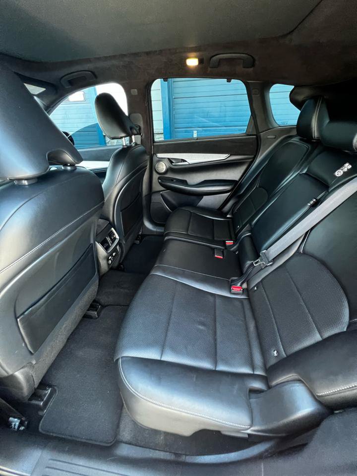 Used 2019 INFINITI QX50 Essential w/ Sensory Package AWD/4WD image 12
